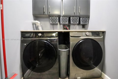 Купить виллу или дом в Майами, Флорида 3 спальни, 167.13м2, № 2043515 - фото 27