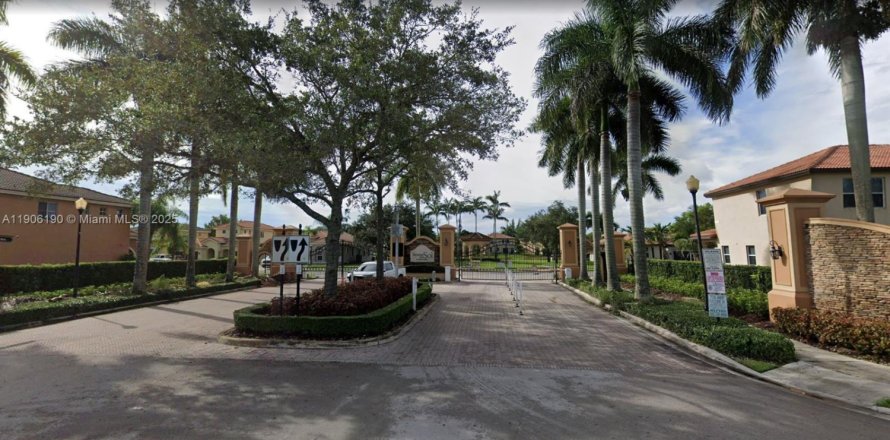 Villa ou maison à Homestead, Floride 3 chambres, 142.51 m2 № 1956705