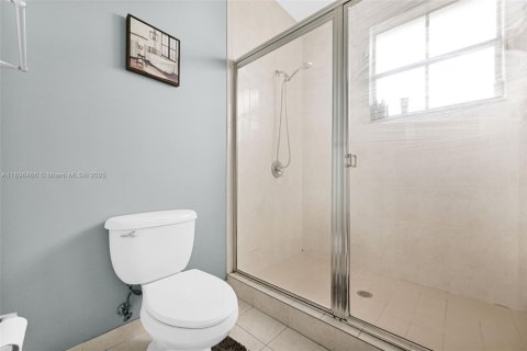 Touwnhouse à vendre à Hollywood, Floride: 2 chambres, 130.99 m2 № 2026796 - photo 26