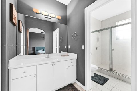 Touwnhouse à vendre à Hollywood, Floride: 2 chambres, 130.99 m2 № 2026796 - photo 21