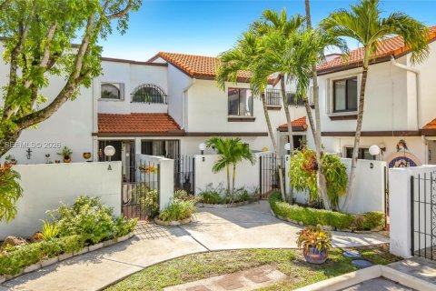 Condo in Miami, Florida, 2 bedrooms  № 2418070