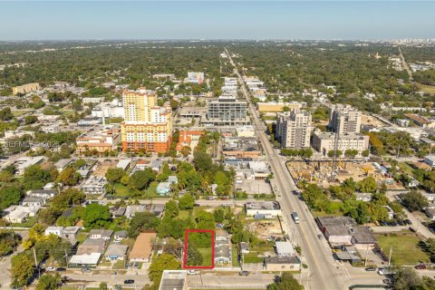 Immobilier commercial à vendre à Miami, Floride № 2004460 - photo 4