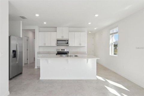 Casa en alquiler en Haines City, Florida, 4 dormitorios, 149.29 m2 № 1816558 - foto 6