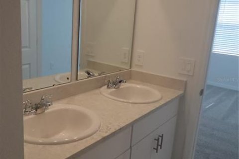 Casa en alquiler en Haines City, Florida, 4 dormitorios, 149.29 m2 № 1816558 - foto 14