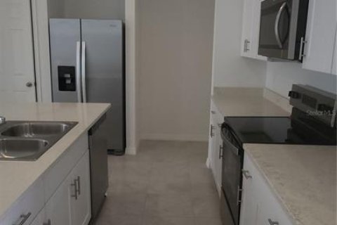 Casa en alquiler en Haines City, Florida, 4 dormitorios, 149.29 m2 № 1816558 - foto 10