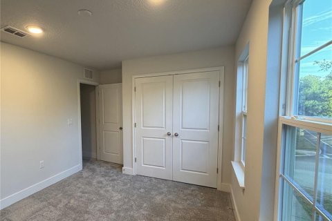 Adosado en venta en Saint Cloud, Florida, 4 dormitorios, 182.18 m2 № 2156250 - foto 12