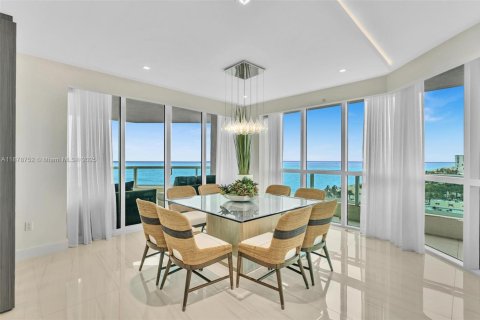 Condominio en venta en Fort Lauderdale, Florida, 4 dormitorios, 274.06 m2 № 1927581 - foto 6