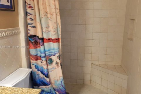 Townhouse in Pembroke Pines, Florida 3 bedrooms, 167.41 sq.m. № 1984007 - photo 21