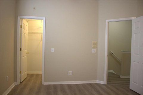 Townhouse in Sarasota, Florida 3 bedrooms, 138.15 sq.m. № 1914171 - photo 14