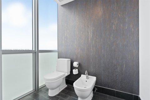 Купить кондоминиум в Майами, Флорида 4 спальни, 353.03м2, № 2028033 - фото 25