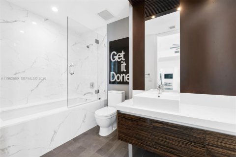 Купить кондоминиум в Майами, Флорида 4 спальни, 353.03м2, № 2028033 - фото 27