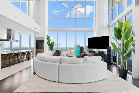 Купить кондоминиум в Майами, Флорида 4 спальни, 353.03м2, № 2028033 - фото 16