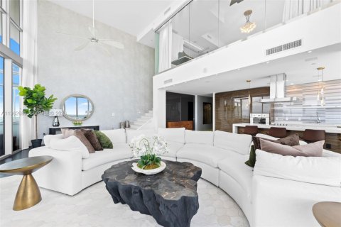 Купить кондоминиум в Майами, Флорида 4 спальни, 353.03м2, № 2028033 - фото 15