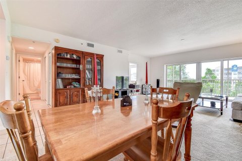 Copropriété à vendre à Largo, Floride: 3 chambres, 146.41 m2 № 1915160 - photo 25