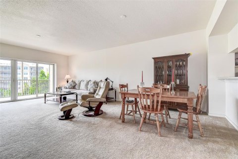 Copropriété à vendre à Largo, Floride: 3 chambres, 146.41 m2 № 1915160 - photo 26