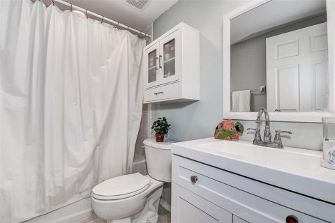 Copropriété à vendre à Largo, Floride: 3 chambres, 146.41 m2 № 1915160 - photo 15