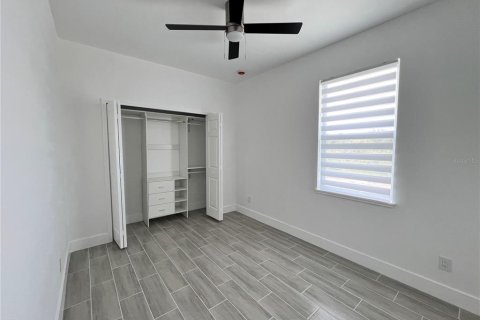 House in Rotonda, Florida 3 bedrooms, 139.91 sq.m. № 1609421 - photo 22