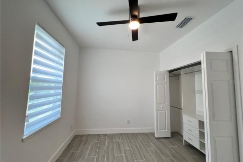 House in Rotonda, Florida 3 bedrooms, 139.91 sq.m. № 1609421 - photo 25
