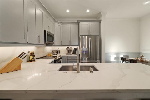 Touwnhouse à louer à Tampa, Floride: 3 chambres, 141.3 m2 № 2167130 - photo 21