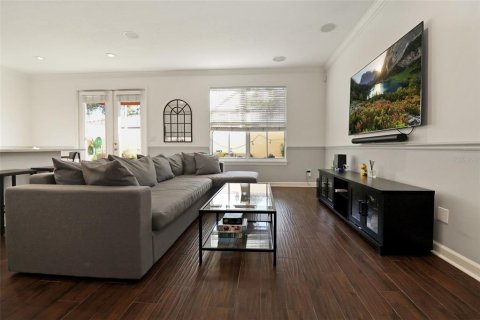 Touwnhouse à louer à Tampa, Floride: 3 chambres, 141.3 m2 № 2167130 - photo 10