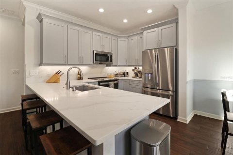 Touwnhouse à louer à Tampa, Floride: 3 chambres, 141.3 m2 № 2167130 - photo 11
