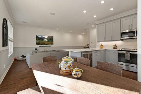 Touwnhouse à louer à Tampa, Floride: 3 chambres, 141.3 m2 № 2167130 - photo 20