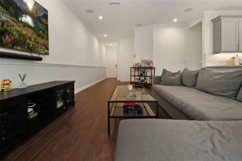 Touwnhouse à louer à Tampa, Floride: 3 chambres, 141.3 m2 № 2167130 - photo 7