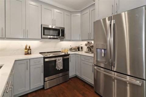 Touwnhouse à louer à Tampa, Floride: 3 chambres, 141.3 m2 № 2167130 - photo 23
