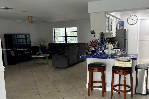 Casa en alquiler en Plantation, Florida, 3 dormitorios, 180.04 m2 № 2071156 - foto 6
