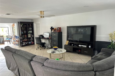 Casa en alquiler en Plantation, Florida, 3 dormitorios, 180.04 m2 № 2071156 - foto 7