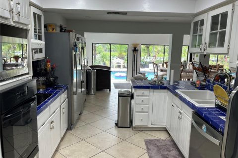 Casa en alquiler en Plantation, Florida, 3 dormitorios, 180.04 m2 № 2071156 - foto 5