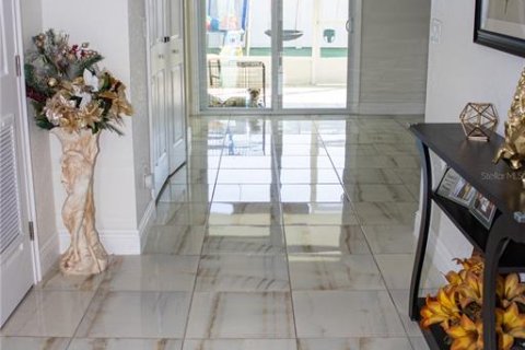 Villa ou maison à vendre à Tampa, Floride: 3 chambres, 163.97 m2 № 1816296 - photo 17