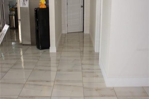 Villa ou maison à vendre à Tampa, Floride: 3 chambres, 163.97 m2 № 1816296 - photo 16