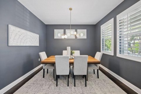 House in Tampa, Florida 4 bedrooms, 201.41 sq.m. № 1679304 - photo 6