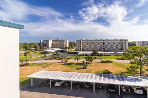Condominio en venta en Bradenton, Florida, 2 dormitorios, 93.65 m2 № 2094702 - foto 8
