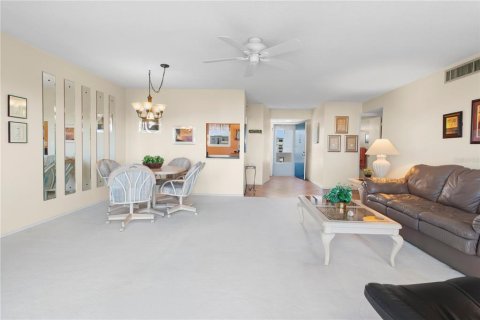 Condominio en venta en Bradenton, Florida, 2 dormitorios, 93.65 m2 № 2094702 - foto 16