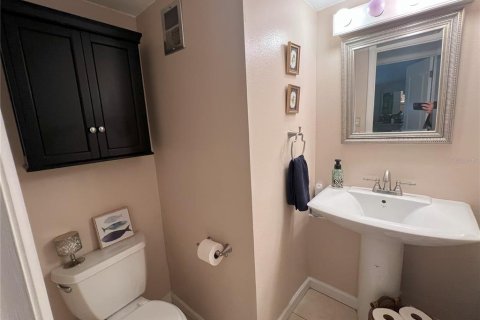 Condominio en venta en Altamonte Springs, Florida, 2 dormitorios, 82.22 m2 № 1879320 - foto 18