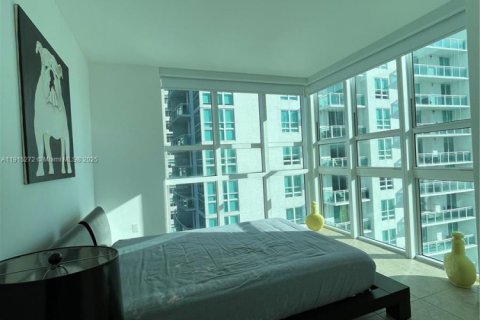 Condo in Miami, Florida, 1 bedroom  № 1971414 - photo 13