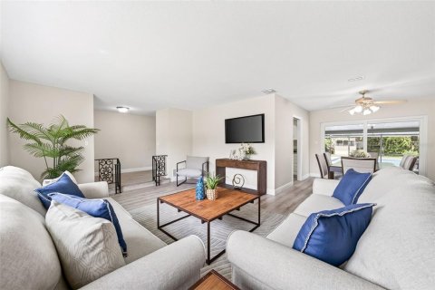 Villa ou maison à vendre à Winter Park, Floride: 4 chambres, 179.86 m2 № 2312685 - photo 4