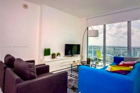 Condominio en venta en Miami, Florida, 1 dormitorio, 70.98 m2 № 2154450 - foto 6