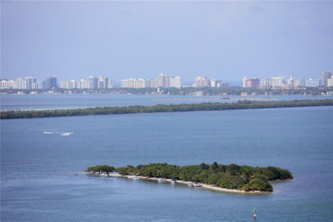 Copropriété à louer à Miami, Floride: 2 chambres, 97.36 m2 № 1970311 - photo 27