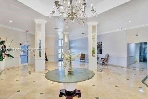 Купить кондоминиум в Майами, Флорида 1 спальня, 79.99м2, № 2046545 - фото 29