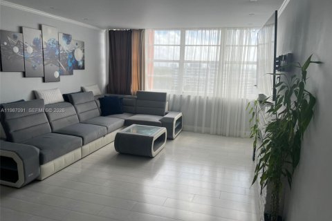 Купить кондоминиум в Майами, Флорида 1 спальня, 79.99м2, № 2046545 - фото 6