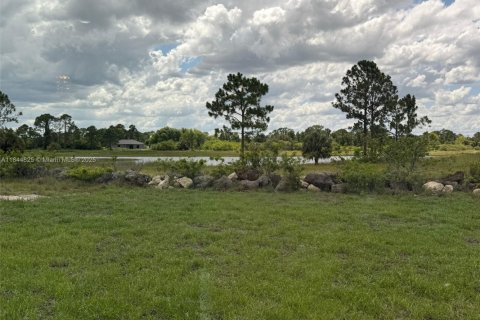 House in Lehigh Acres, Florida 3 bedrooms № 1841258 - photo 29