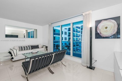 Condo in Miami Beach, Florida  № 1878983 - photo 7