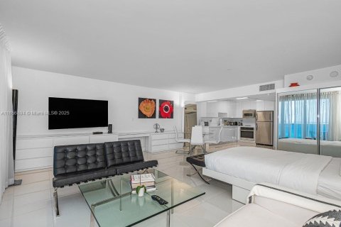 Condo in Miami Beach, Florida  № 1878983 - photo 8