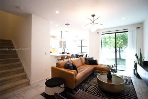 Casa en venta en Pompano Beach, Florida, 3 dormitorios, 135.17 m2 № 1974033 - foto 18
