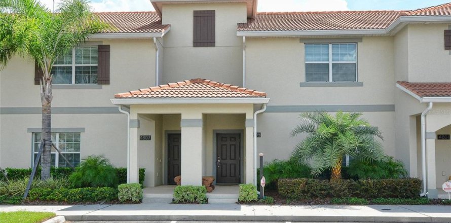 Townhouse in STOREY LAKE in Kissimmee, Florida 4 bedrooms, 177.81 sq.m. № 1616658