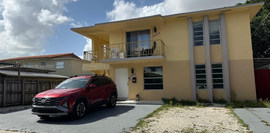 Villa ou maison à Miami, Floride 1 chambre, 55.74 m2 № 1846033