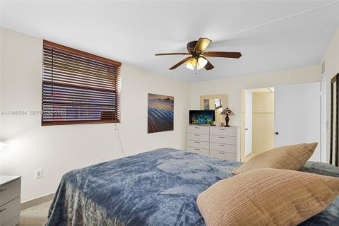 Condominio en venta en Miami, Florida, 2 dormitorios, 91.32 m2 № 2089257 - foto 27